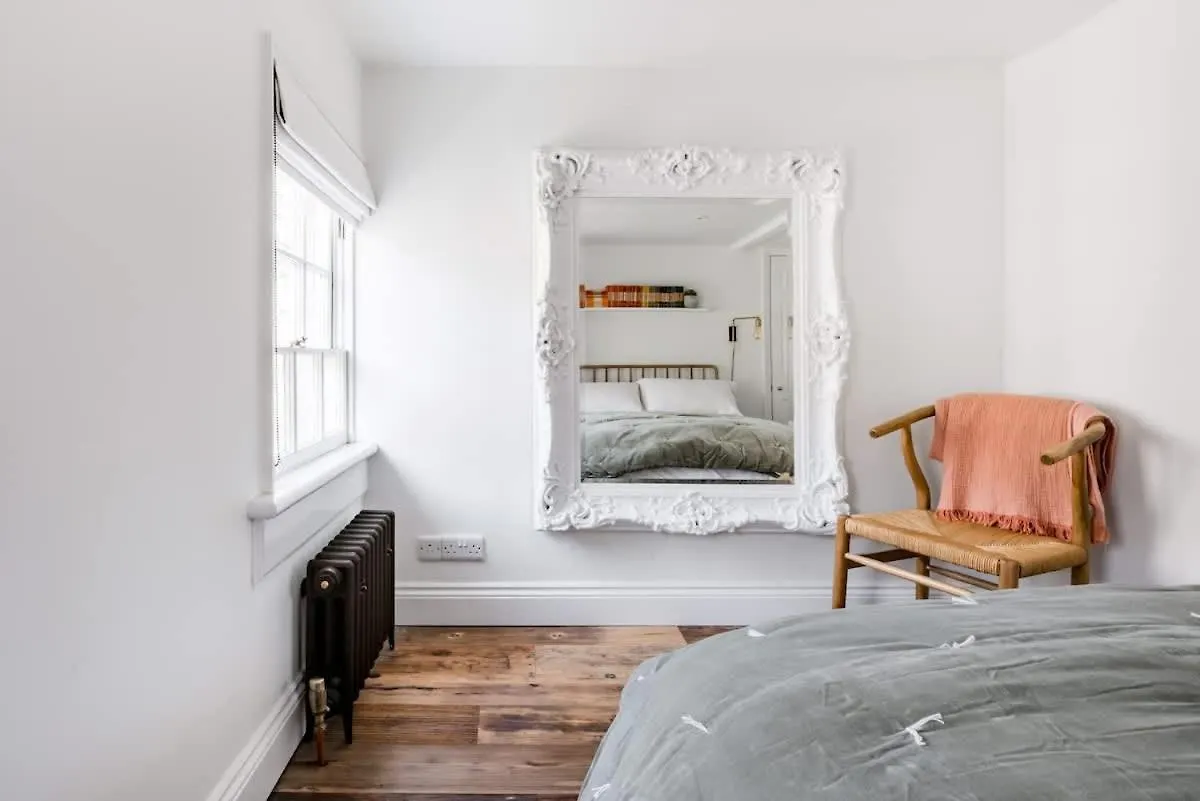 Central Georgian Townhouse With Free Parking Bath