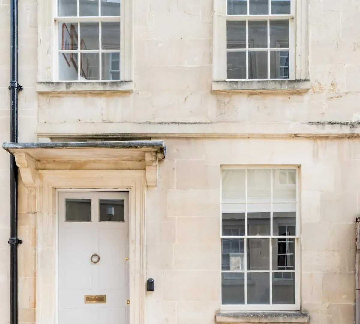 Central Georgian Townhouse With Free Parking Bath 0*,  United Kingdom